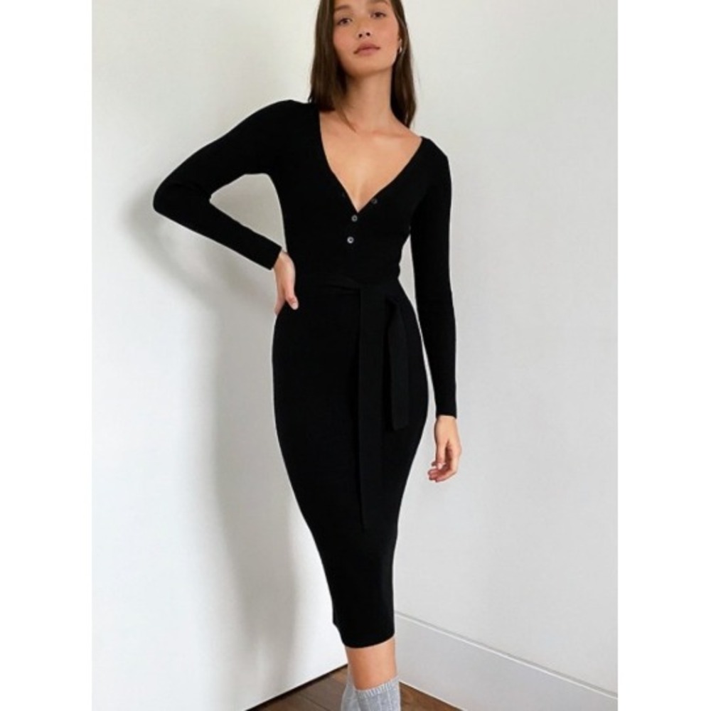 Aritzia The Group By Babaton Henley Sweater Dress Wool Black Midi V-Neck Medium
